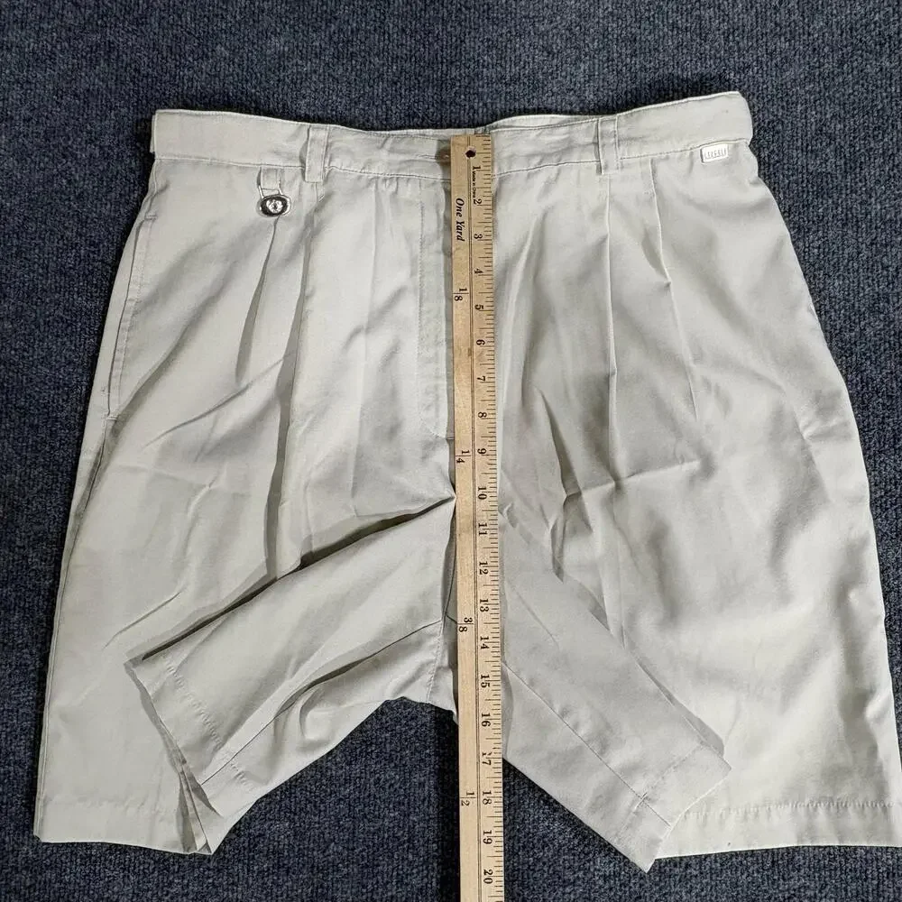 Liz Claiborne Lizgolf Shorts Womens 16 Beige Pleated Bermuda Golf Microfiber